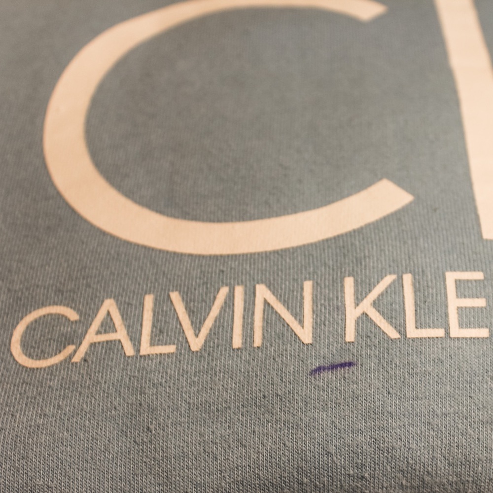 Calvin Klein Sweatshirt - Picture 2 of 6
